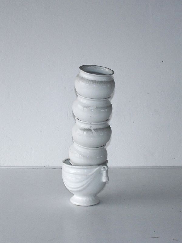 Polvere_Pila serie, courtesy Francesco Ardini 2024, ceramica antica, polvere di ceramica